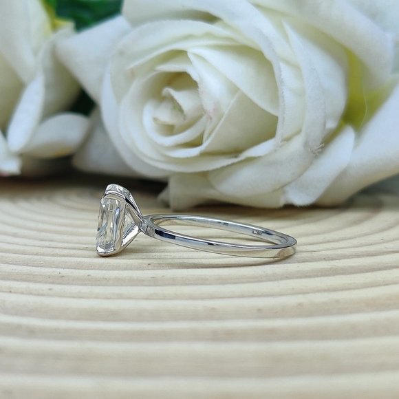 1.80Ct Radiant Cut Moissanite solitaire Ring Size 8.5 - Picture 3 of 5